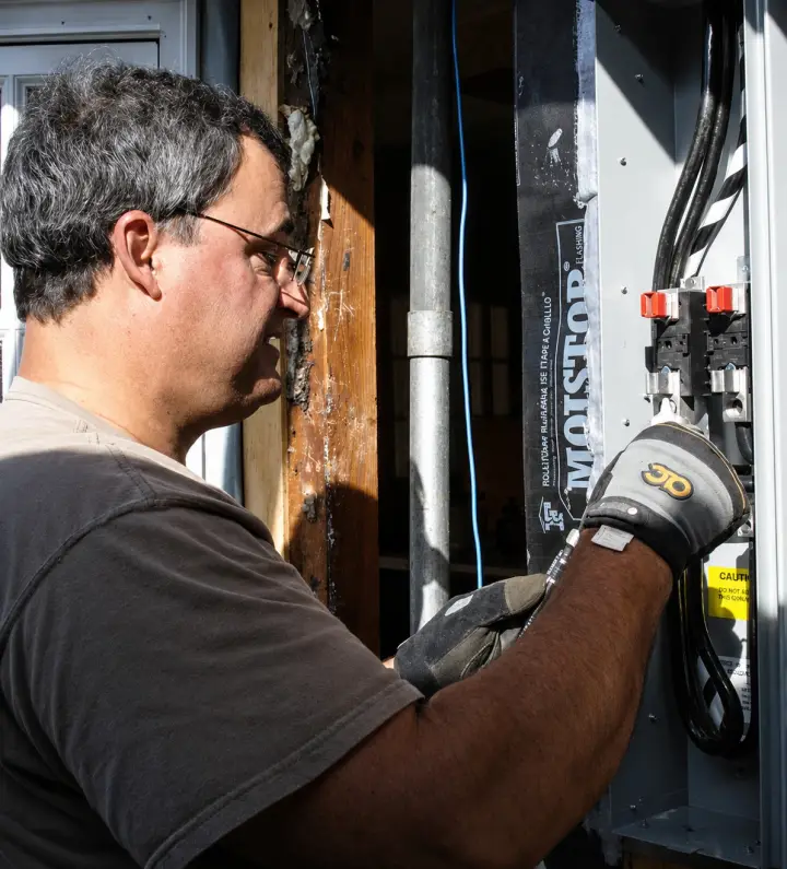 Frank, licensed electrician at Interstate Electrical Contractors Frank, licensed electrician at Interstate Electrical Contractors